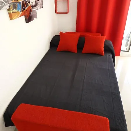 Apartamento Sylvia * إمبوريابرافا
